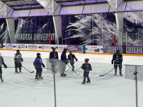 fe2bbb52f4bfa2138431b02c50bd8828 2